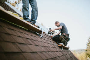 Local Roofers in Veterans Hospital, CA